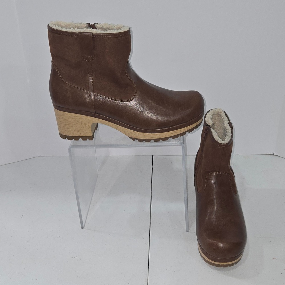 Universal Thread Brown Faux Leather Sherpa Lined Ankle Boots Women 11 Lug Sole